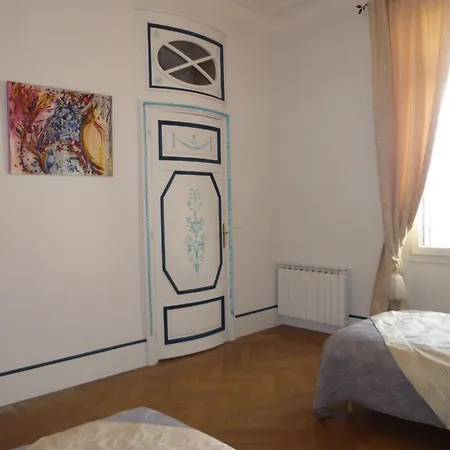 Anna Claire Festival Plages Gaz5213 *